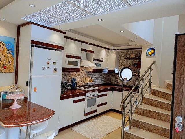 Dikili, İzmir içerisinde kiralık Villa
