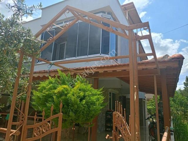 Dikili, İzmir içerisinde kiralık Villa