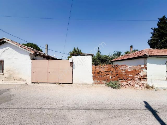 Akhisar, Manisa içerisinde satılık Villa