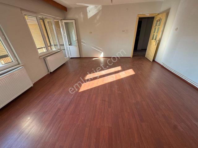Cumhuriyet, Edremit içerisinde kiralık mülk