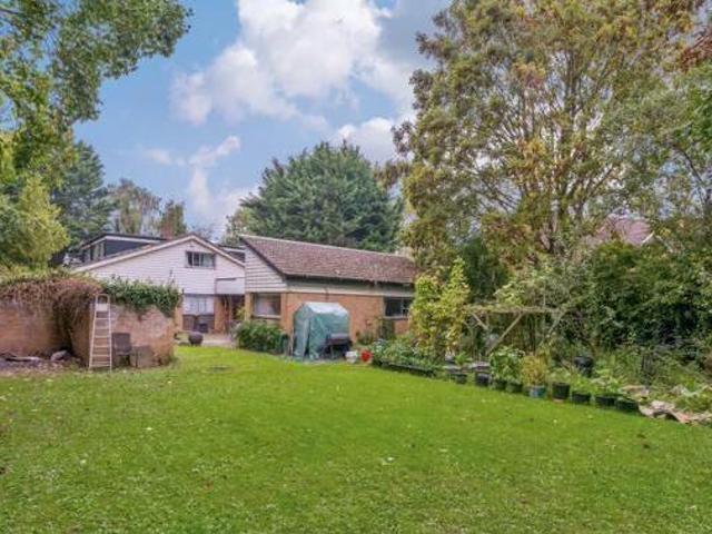 House for sale in The Slade, Oxfordshire