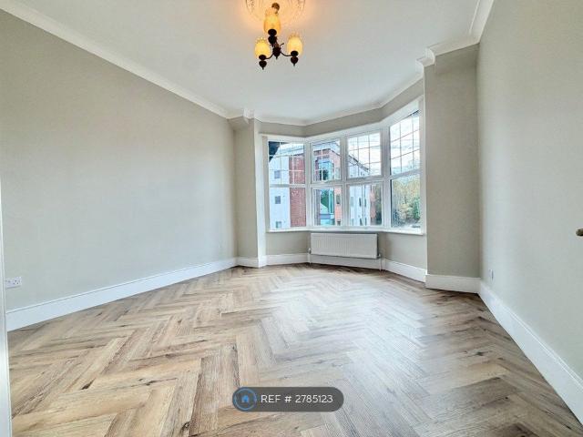 House for rent in London Borough of Sutton, Greater London