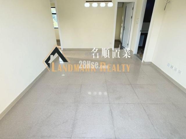 位於 屯門 Tuen Mun, 香港 Hong Kong, 提供 出售 的 公寓