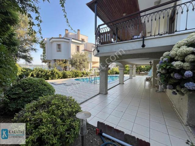 Ayvalik, Balikesir içerisinde satılık Villa