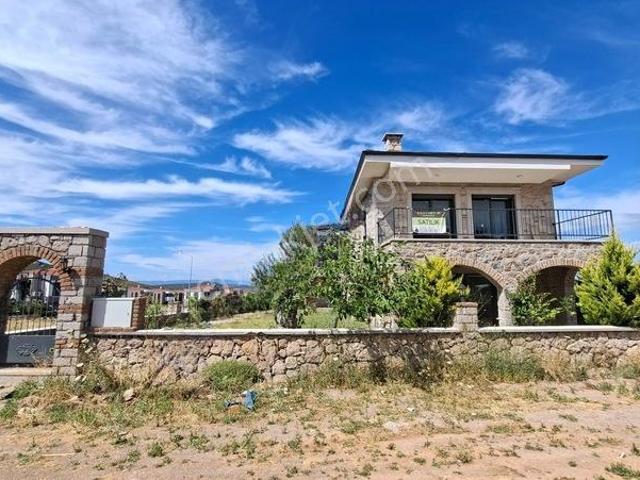 Ayvalik, Balikesir içerisinde satılık Villa