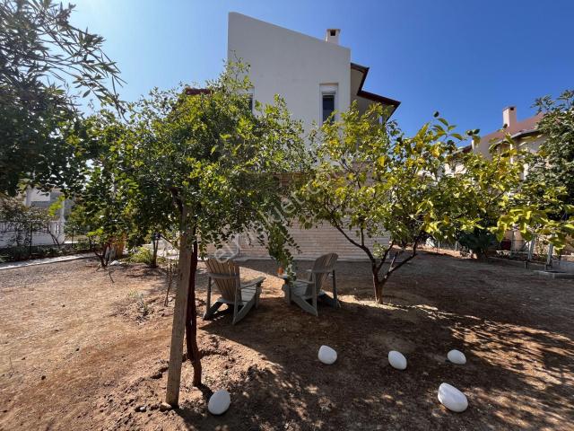 Ayvalik, Balikesir içerisinde satılık Villa