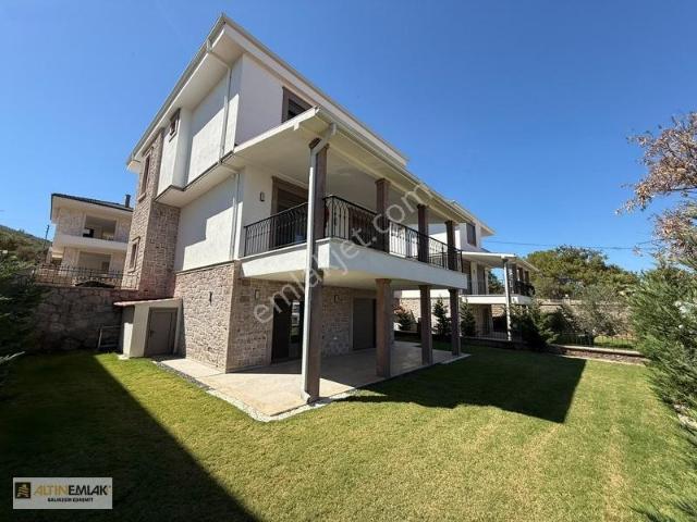 Ayvalik, Balikesir içerisinde satılık Villa