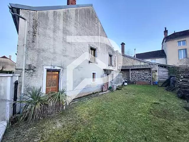 Maison vente à Troyes, Cunfin