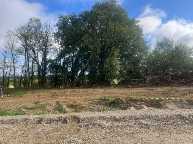 Terrain vente à France métropolitaine, Cuq