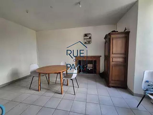 Maison vente à Le Noyer Noir, Curçay-sur-Dive