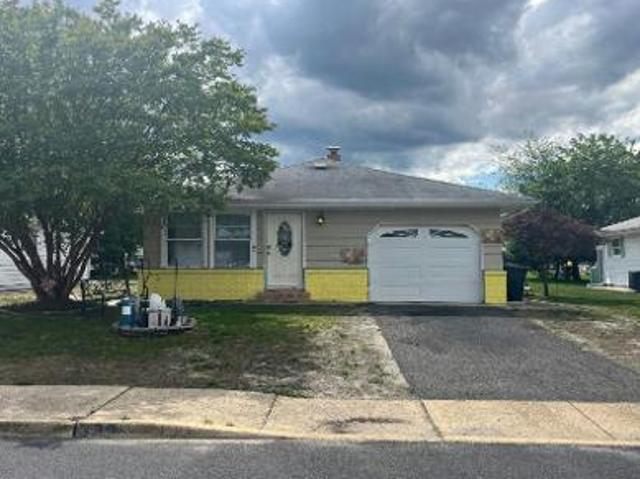 House for sale in Toms River