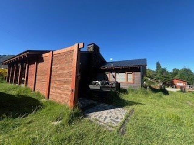 Curacautín, Extraordinaria casa esquina en Malalcahuello muy cerca de Centro de Ski Corralco