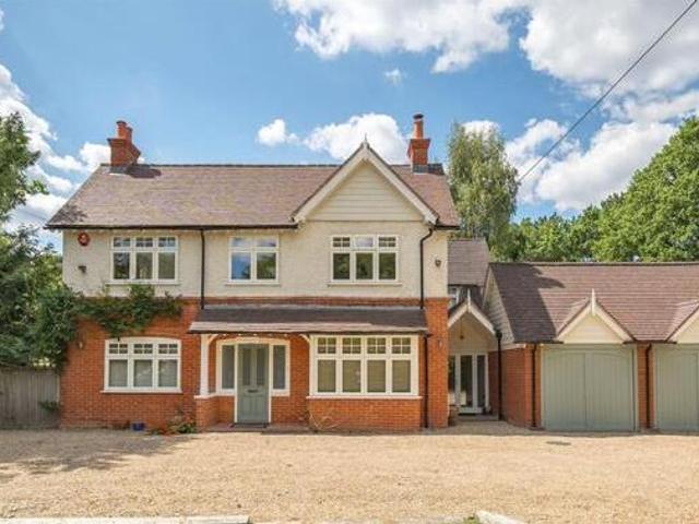 House for sale in Barton Stacey, Hampshire