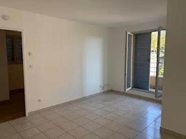 Appartement location à Curis-au-Mont-d'Or, Rhône
