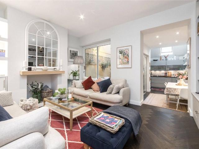 House for rent in Bermondsey Village, Greater London