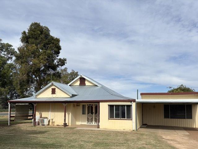 House for sale in Curlwaa, New South Wales