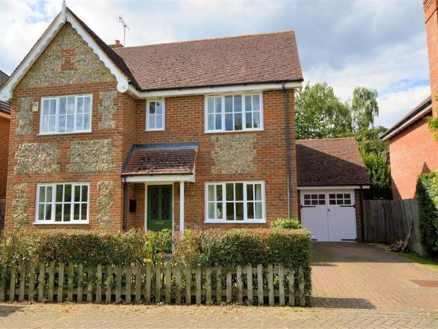 House for rent in Swallowfield