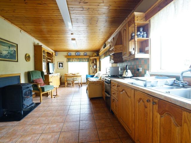 Farm for sale in Slieveroe