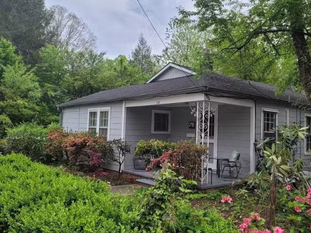 House for rent in Asheville