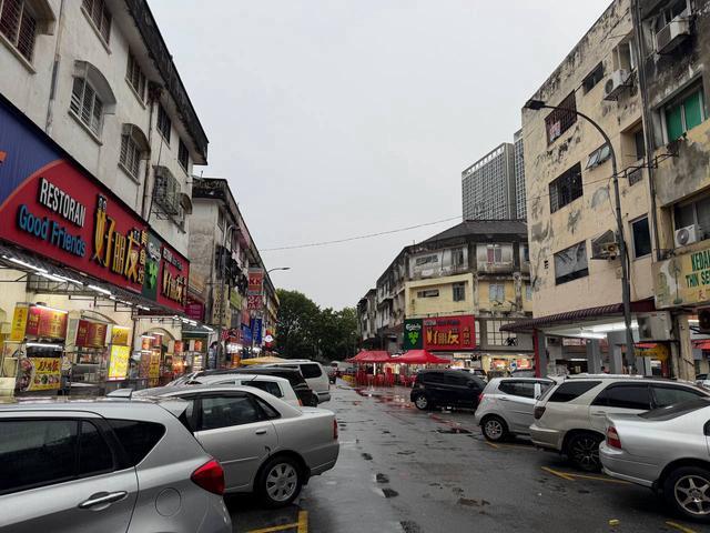 Apartment for sale in Country Heights Damansara, Kuala Lumpur