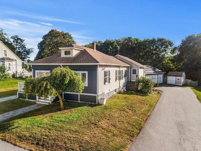 House for sale in Maple Park, Methuen