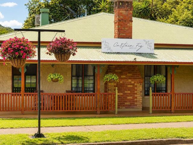 Townhouse for sale in Tablelands, Queensland