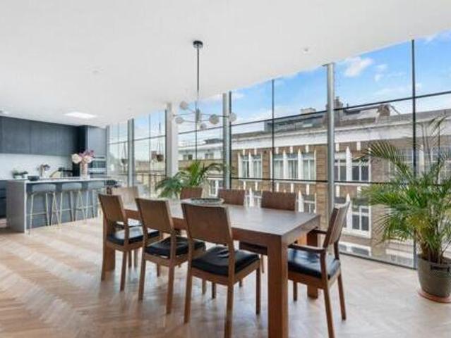 House for sale in City of London, Greater London
