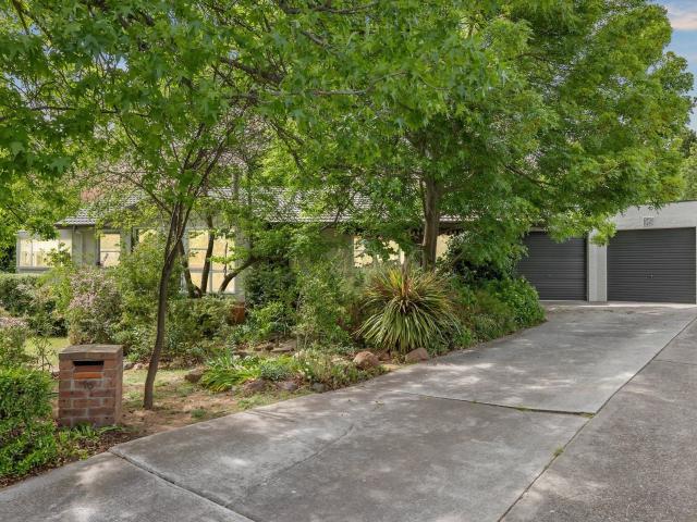 House for rent in Curtin, District of Woden Valley