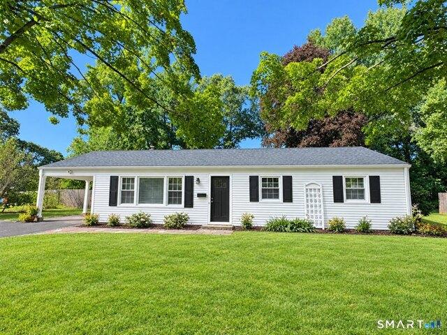 House for sale in Glastonbury, Connecticut
