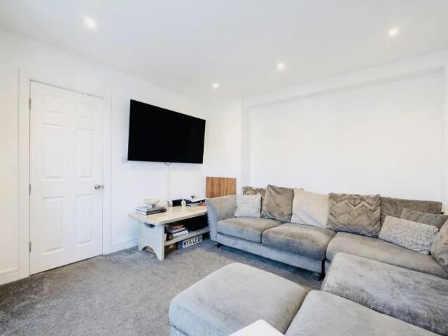 House for rent in West Ewell, Ewell