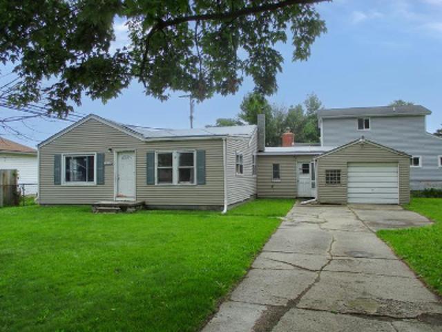 House for sale in Roseville, Michigan