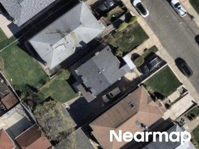 House for sale in Queens, Arverne