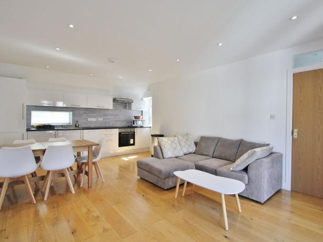 Apartment for rent in Shepherd's Bush, Greater London