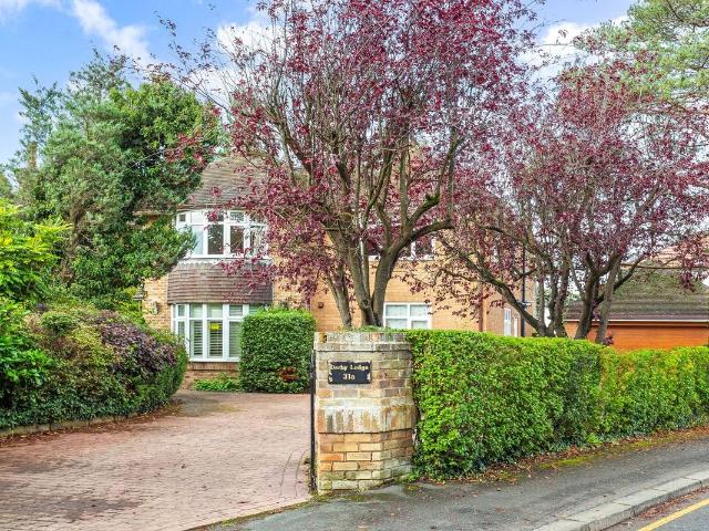 House for rent in Hough Green, Two Mills