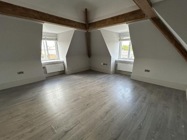 Apartment for rent in Sale, Trafford