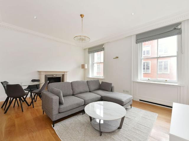 Apartment for rent in Mayfair, Greater London