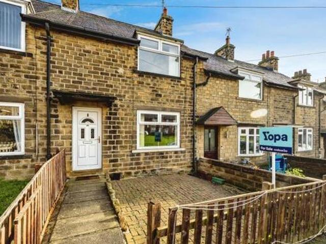House for sale in Huddersfield, West Yorkshire