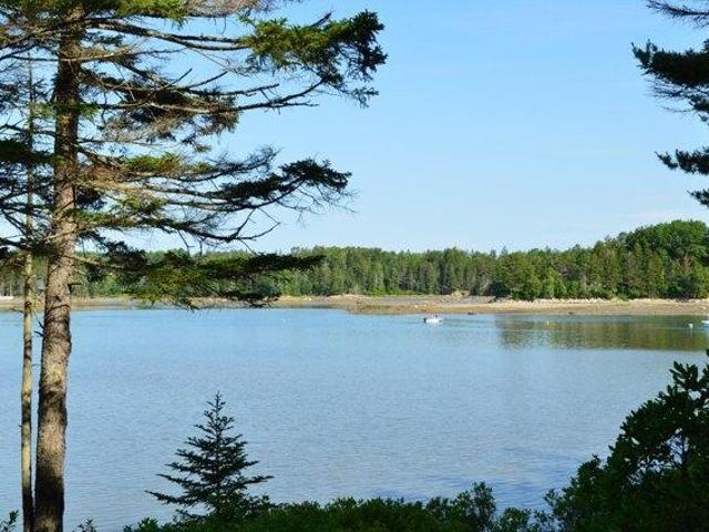 Land for sale in Cushing, Maine