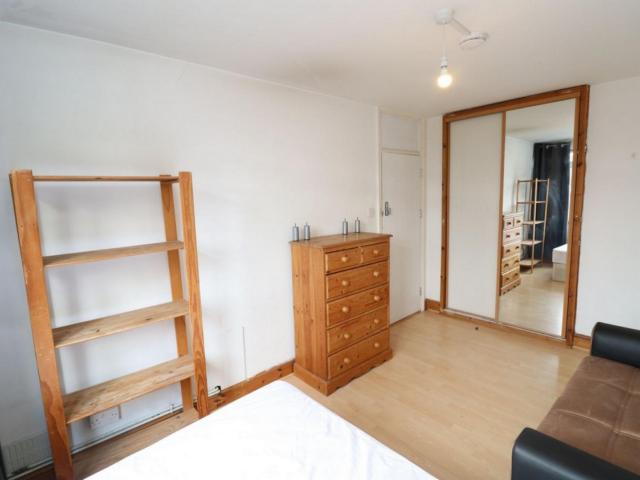 Room for rent in Old Ford, Bow