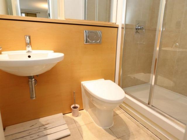 Room for rent in East Greenwich, Greater London