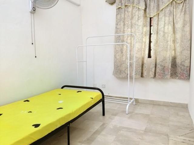 Room for rent in Petaling, Damansara Damai