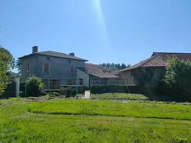 Appartement vente à Rochechouart, Cussac