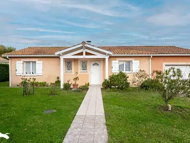 Maison vente à Lesparre-Médoc, Cussac-fort-médoc