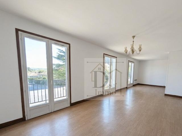 Maison vente à Rochechouart, Cussac