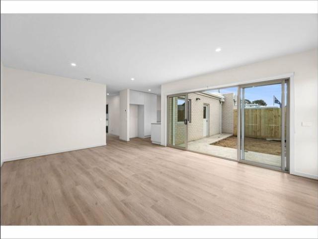 Townhouse for rent in Winchelsea, Surf Coast Shire