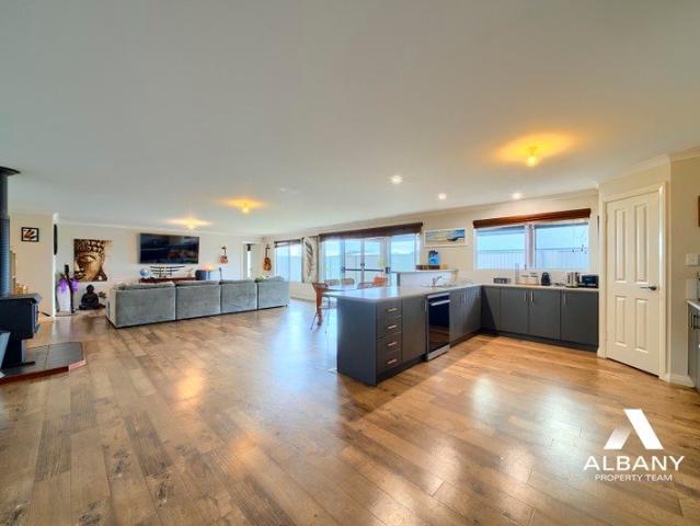 House for sale in Warral, Western Australia