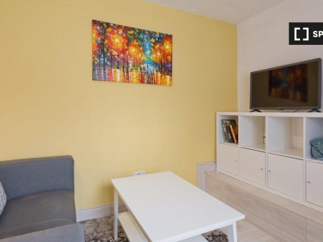 Apartment to rent in Bluebell, North Tipperary