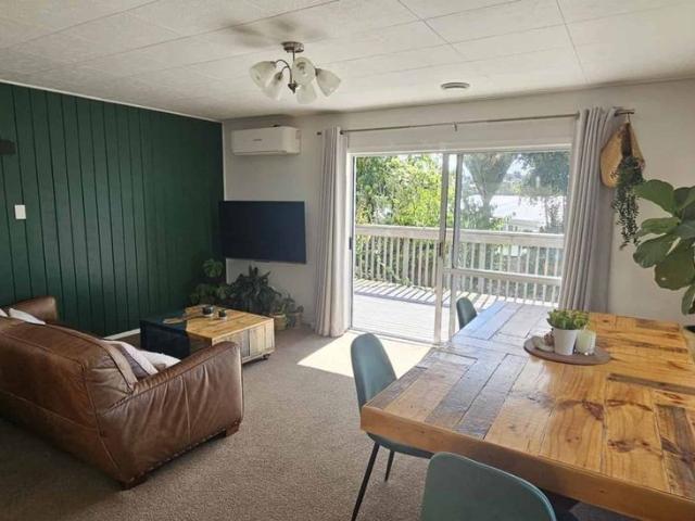 House for rent in Whangaparaoa, Oroua County