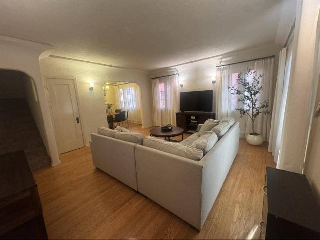 Room for rent in Glendale, California
