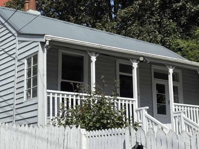 House for rent in Otakou
